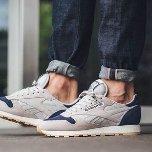 Mens Reebok Classic Harmen Run Sneaker Navy and White